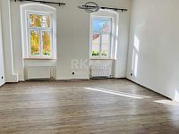 Pronájem bytu 3+1, 100m2, po rekonstrukci, parkovací stání, 1.patro, Lesní ulice – Mariánské Lázně - Fotka 12