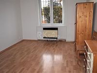 Pronájem bytu 1+kk, 30 m2, Praha 10 - Strašnice, Průběžná ul. - Fotka 12