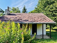 Prodej zděné chaty, pozemek 1387 m2, Pavlovice nad Mží – Planá u Mariánských Lázní. - Fotka 2