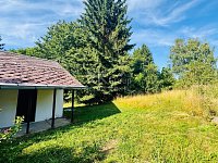 Prodej zděné chaty, pozemek 1387 m2, Pavlovice nad Mží – Planá u Mariánských Lázní. - Fotka 5