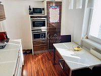 Pronájem zařízeného bytu 2+1 po rekonstrukci, 56 m2, ulice Skalníkova – Mariánské Lázně - Fotka 8