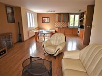 Pronájem prostorného slunného bytu 2+kk, 71 m2 s lodžií, Praha 8 - Kobylisy, ul. Služská - Fotka 15