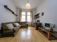 Nabídka pronájmu bytu 2+kk v klidném vnitrobloku přímo na Andělu - Praha 5, Smíchov. - Fotka 2