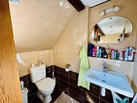 Prodej pěkného  dvougeneračního rodinného domu po rekonstrukci, pozemek 409m2,  ve městě Bezdružice. - Fotka 11