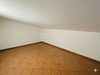 Prodej pěkného  dvougeneračního rodinného domu po rekonstrukci, pozemek 409m2,  ve městě Bezdružice. - Fotka 13