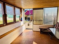 Prodej pěkného  dvougeneračního rodinného domu po rekonstrukci, pozemek 409m2,  ve městě Bezdružice. - Fotka 19