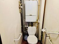 Prodej pěkného  dvougeneračního rodinného domu po rekonstrukci, pozemek 409m2,  ve městě Bezdružice. - Fotka 21