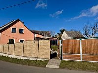 Prodej pěkného  dvougeneračního rodinného domu po rekonstrukci, pozemek 409m2,  ve městě Bezdružice. - Fotka 24