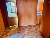 Prodej bytu 3+1, 79 m², sklep, parkovací stání, ul. Valdštejnova – Cheb - Fotka 15