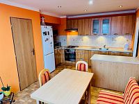 Prodej bytu 3+1, 79 m², sklep, parkovací stání, ul. Valdštejnova – Cheb - Fotka 2