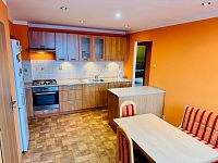 Prodej bytu 3+1, 79 m², sklep, parkovací stání, ul. Valdštejnova – Cheb - Fotka 3