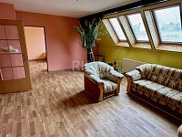 Prodej bytu 3+1, 79 m², sklep, parkovací stání, ul. Valdštejnova – Cheb - Fotka 5