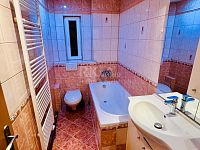 Prodej bytu 3+1, 79 m², sklep, parkovací stání, ul. Valdštejnova – Cheb - Fotka 9