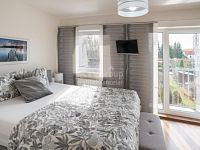 Prodej řadového rodinného domu 3+KK se zahradou v klidné části Nučic, 10 min. od Prahy. - Fotka 47