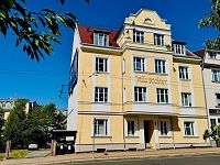 Pronájem bytu, 2+1,60m2,2x sklep, po rekonstrukci, parkování u domu, 1.NP, Hlavní třída -Mar. Lázně.