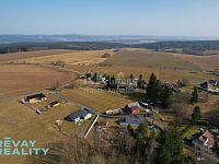 Prodej, pěkný stavební pozemek s krásným výhledem, 800 m2, Tři Sekery - Fotka 8