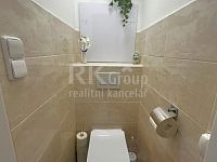 Prodej bytu 1+kk, 45,2 m², sklep, Praha 8 – Bohnice, Poznaňská - Fotka 2