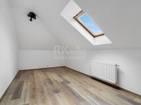 Prodej mezonetového bytu 4+kk, 118 m2, Komárov - Fotka 11