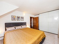 Prodej RD 5+kk, Postřižín - Fotka 10