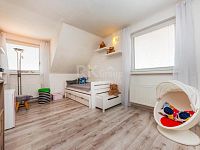 Prodej RD 5+kk, Postřižín - Fotka 11