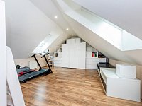 Prodej RD 5+kk, Postřižín - Fotka 16