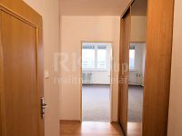 2+kk, 42 m2 se sklepní kójí, 2 m2, po rekonstrukci,  Praha 4 - Chodov, ul. Konstantinova - Fotka 11