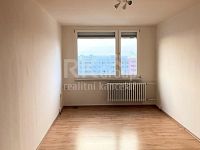 2+kk, 42 m2 se sklepní kójí, 2 m2, po rekonstrukci,  Praha 4 - Chodov, ul. Konstantinova - Fotka 17