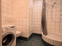 2+kk, 42 m2 se sklepní kójí, 2 m2, po rekonstrukci,  Praha 4 - Chodov, ul. Konstantinova - Fotka 2