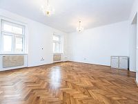 Nabídka pronájmu nově zrekonstruovaného bytu 2+kk 5 min. od stanice metra Anděl/Na Knížecí. - Fotka 15