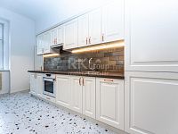 Nabídka pronájmu nově zrekonstruovaného bytu 2+kk 5 min. od stanice metra Anděl/Na Knížecí. - Fotka 5