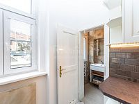 Nabídka pronájmu nově zrekonstruovaného bytu 2+kk 5 min. od stanice metra Anděl/Na Knížecí. - Fotka 9
