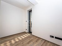 Pronájem bytu 5+KK, Záfortenská, Slaný - Fotka 11