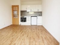 Pronájem bytu 2kk, 32m2, Odolena Voda, ulice Československé armády