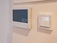 Pronájem luxusního bytu 1+KK v novostavbě v Kobylisích, ul. Pakoměřická. - Fotka 21