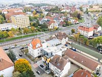 Pronájem luxusního bytu 1+KK v novostavbě v Kobylisích, ul. Pakoměřická. - Fotka 9
