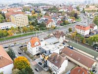 Pronájem luxusního bytu 1+KK v novostavbě v Kobylisích, ul. Pakoměřická. - Fotka 9