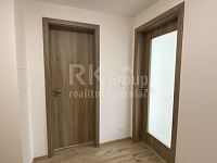 Pronájem moderního 1+kk 44,40 m2 s předzahrádkou 20 m2 v novostavbě bytového domu v Hořovicích - Fotka 14