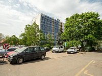 Prodej světlého bytu 2+kk, 29 m2, OV v žádané části Prahy 9 - Hloubětín. - Fotka 10