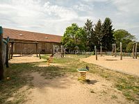 Prodej světlého bytu 2+kk, 29 m2, OV v žádané části Prahy 9 - Hloubětín. - Fotka 12