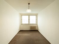 Prodej světlého bytu 2+kk, 29 m2, OV v žádané části Prahy 9 - Hloubětín. - Fotka 20