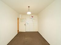 Prodej světlého bytu 2+kk, 29 m2, OV v žádané části Prahy 9 - Hloubětín. - Fotka 21