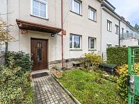 Pronájem bytu 2+1, 67 m2, v 1.np. rodinného domu, ul.Hostouňská, Praha 6 - Liboc