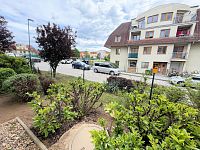 Pronájem bytu 3+kk, 61 m2 s komorou a venkovním parkovacím stáním, Rudná, Hořelické nám.1174/4 - Fotka 17