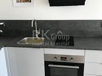 Pronájem moderního bytu 1+kk (37 m2) s lodžií (6 m2) - Chýně, Praha-západ - Fotka 14
