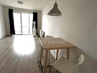 Pronájem moderního bytu 1+kk (37 m2) s lodžií (6 m2) - Chýně, Praha-západ - Fotka 7