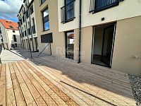 Pronájem nového bytu 1+kk 27.1m2 se zahradou 20.3m2, Český Brod – Pod Malechovem - Fotka 7