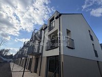 Pronájem bytu, 1+kk, 37.69m² + zahrada 20.4m² vč.venkovního stání, Pod Malechovem, Český Brod - Fotka 3
