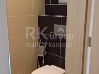 Pronájem rodinného domu 4+kk, 161 m2, pozemek 671 m2, Zlatníky, ul. Pod Vrškama, okr.Praha - západ - Fotka 20