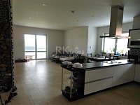 Pronájem rodinného domu 4+kk, 161 m2, pozemek 671 m2, Zlatníky, ul. Pod Vrškama, okr.Praha - západ - Fotka 3