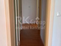 Pronájem rodinného domu 4+kk, 161 m2, pozemek 671 m2, Zlatníky, ul. Pod Vrškama, okr.Praha - západ - Fotka 8